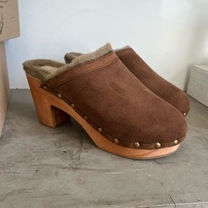 Beek Shearling Clogs, Size 9